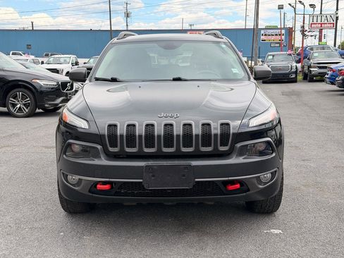 Used 2014 Jeep Cherokee Trailhawk w/ Leather Interior Group AWD/4WD image 2