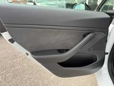 Used 2019 Tesla Model 3 Mid Range image 41