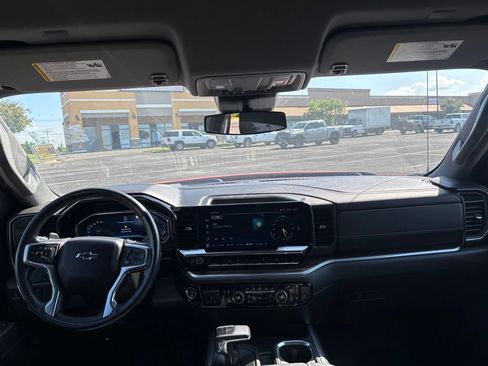 Used 2022 Chevrolet Silverado 1500 RST AWD/4WD image 11