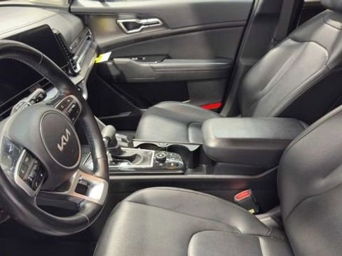 Used 2023 Kia Sportage EX image 22