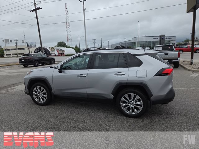 Used 2023 Toyota RAV4 XLE Premium AWD/4WD image 26