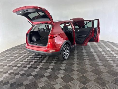 Used 2018 Kia Sportage EX FWD image 16