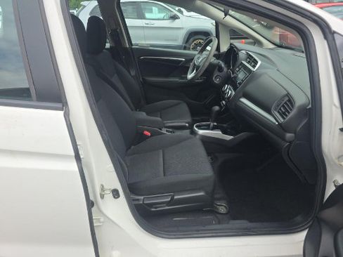 Used 2019 Honda Fit LX image 7