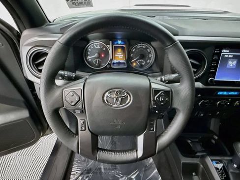 Used 2023 Toyota Tacoma TRD Sport RWD image 11
