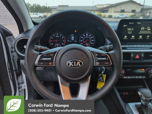 Used 2019 Kia Forte LXS FWD image 14