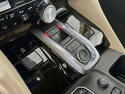 Used 2023 Acura MDX FWD w/ Technology Package image 24