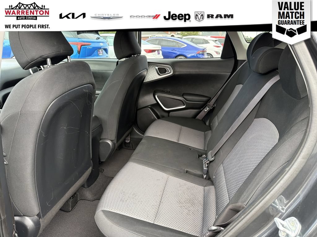 Used 2022 Kia Soul LX w/ Technology Package FWD image 12