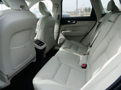 New 2026 Volvo XC60 B5 Ultra w/ Climate Package AWD/4WD image 6