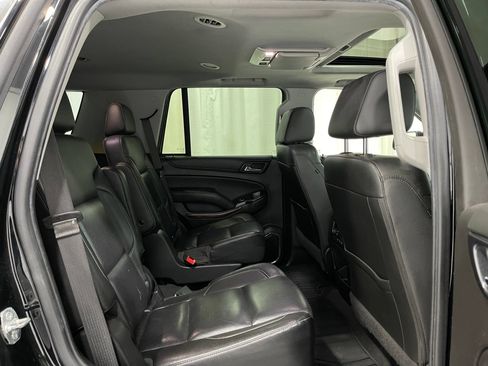 Used 2019 GMC Yukon SLT w/ Premium Edition AWD/4WD image 31