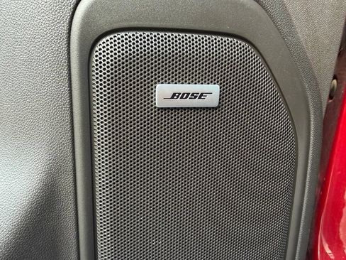 Used 2022 GMC Sierra 1500 SLT AWD/4WD image 18