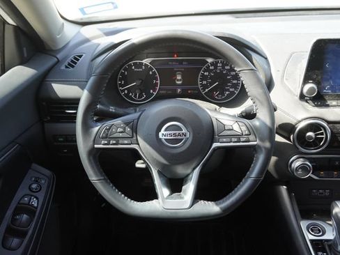 Used 2022 Nissan Sentra SV w/ Trunk Package FWD image 14