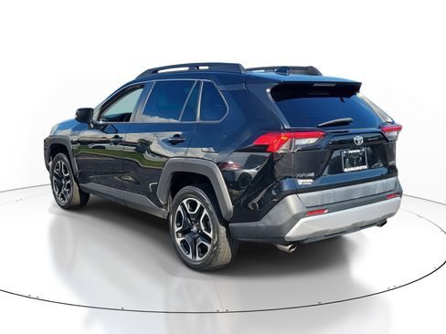 Used 2019 Toyota RAV4 Adventure AWD/4WD image 4