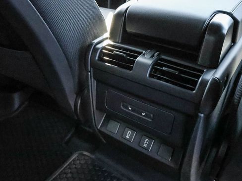 New 2026 Land Rover Defender 110 X AWD/4WD image 20