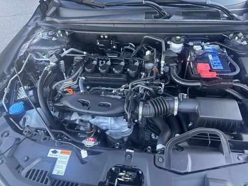 Used 2023 Honda Accord EX image 27