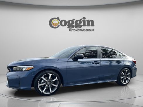 Certified 2025 Honda Civic Sport Touring image 2