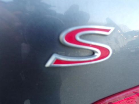 Used 2010 Toyota Corolla S image 13