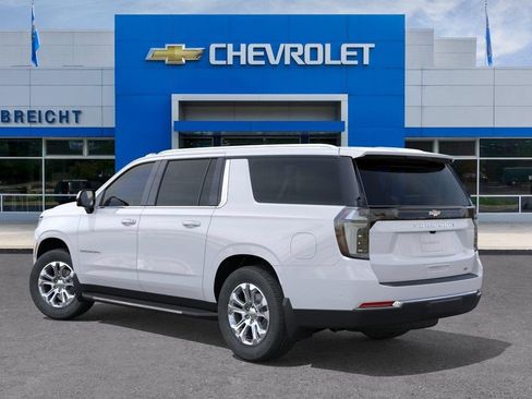 New 2026 Chevrolet Suburban LT w/ Comfort Package AWD/4WD image 3