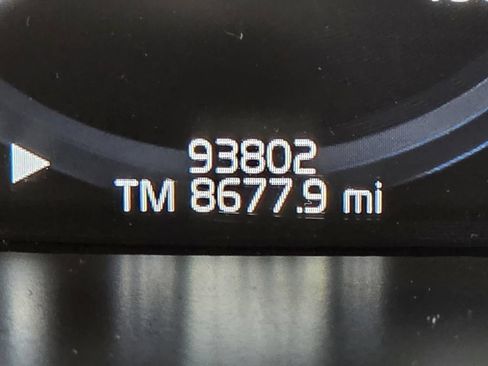 Used 2018 Volvo XC90 T5 Momentum w/ Convenience Package AWD/4WD image 44