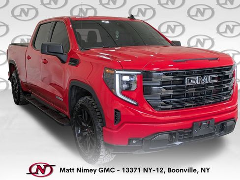 Used 2023 GMC Sierra 1500 Elevation w/ LPO, Elevation Black Package AWD/4WD image 2
