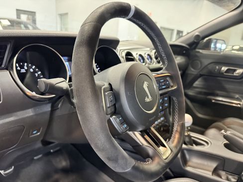 Used 2019 Ford Mustang Shelby GT350 w/ Technology Package RWD image 25