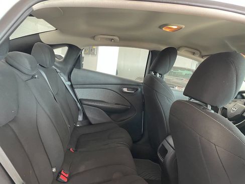 Used 2013 Dodge Dart SXT image 22