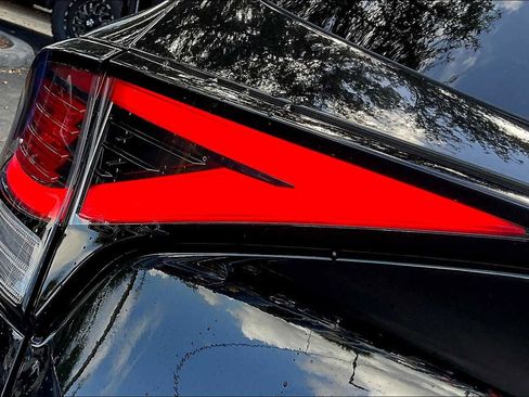 Used 2023 Kia Sportage EX image 28