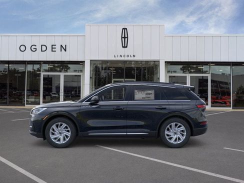 New 2026 Lincoln Corsair Premiere image 3