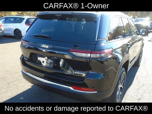 Certified 2024 Jeep Grand Cherokee Limited w/ Luxury Tech Group II image 2