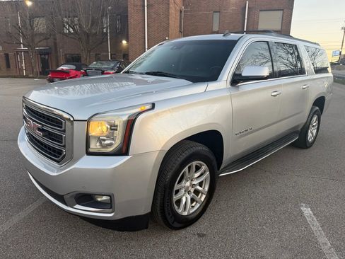 Used 2015 GMC Yukon XL SLT image 7