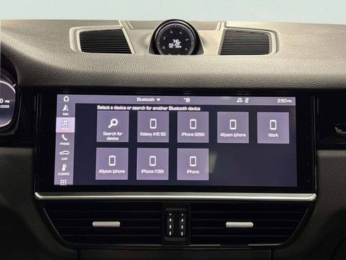 Used 2019 Porsche Cayenne S AWD/4WD image 26