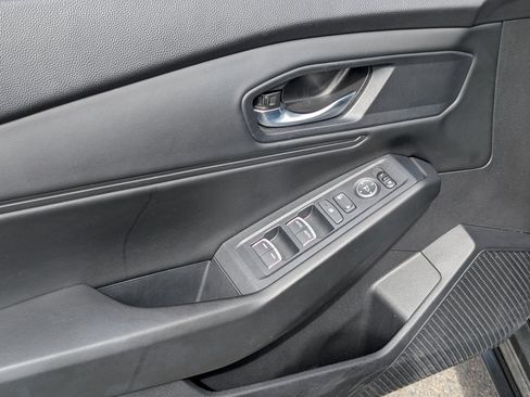 Used 2023 Honda Accord EX image 14