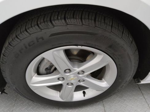 Used 2020 Chevrolet Malibu LS w/ Driver Confidence Package II image 31