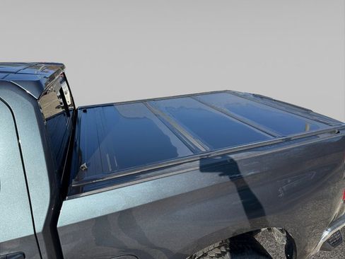 Used 2021 Chevrolet Silverado 1500 LT w/ Z71 Off-Road Package image 15