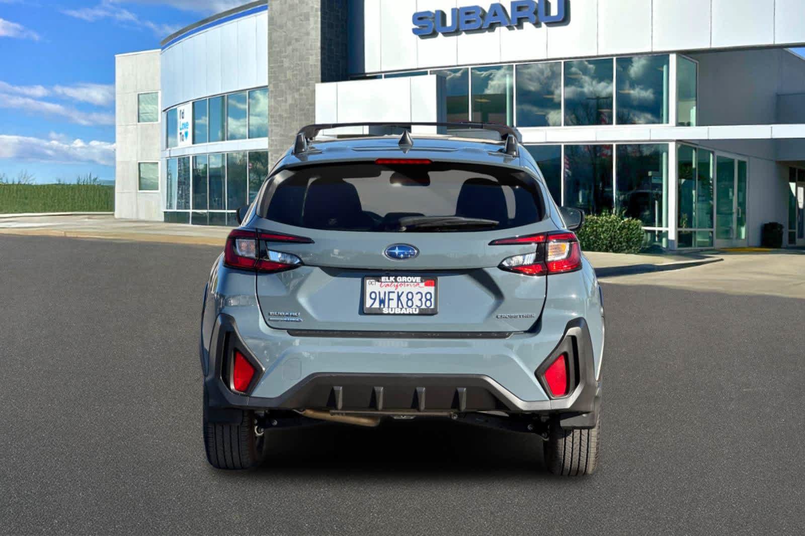 Used 2025 Subaru Crosstrek 2.5i Premium AWD/4WD image 7