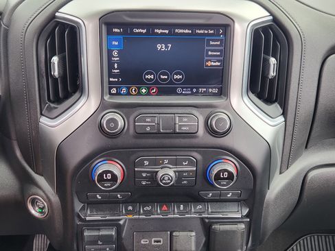 Used 2021 Chevrolet Silverado 1500 RST w/ Convenience Package II AWD/4WD image 17