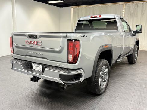New 2026 GMC Sierra 2500 SLE image 6