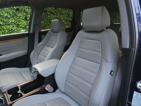 Used 2022 Honda CR-V Touring image 21