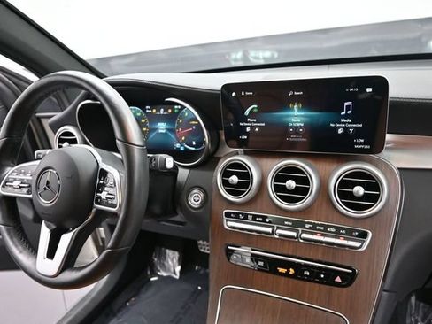 Used 2022 Mercedes-Benz GLC 300 4MATIC Coupe image 16