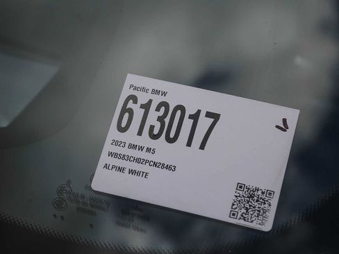 Used 2023 BMW M5 image 25