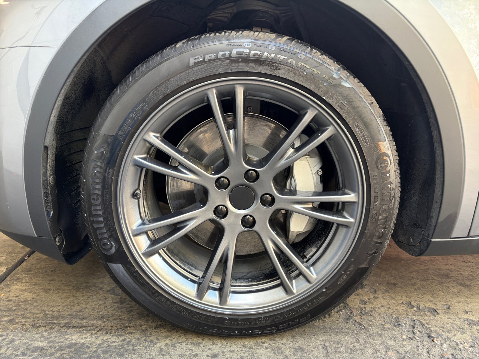 Used 2025 Tesla Model Y Long Range AWD/4WD image 30