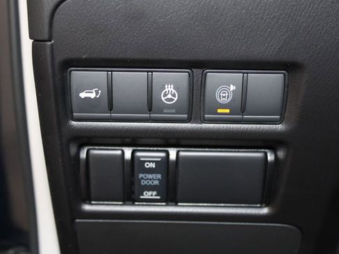 Used 2024 Nissan Armada SL image 50