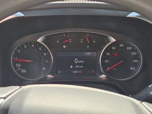Used 2025 Chevrolet Blazer LT FWD image 16