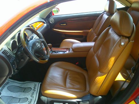 Used 2002 Lexus SC 430 Convertible image 46