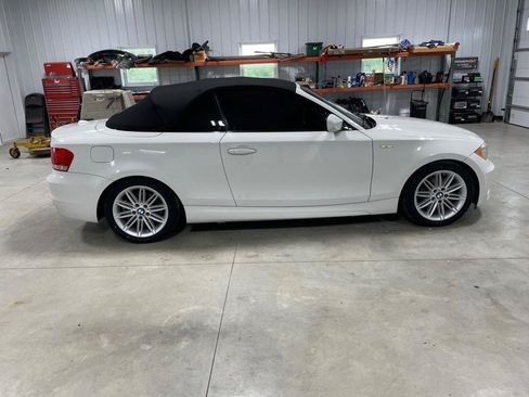 Used 2012 BMW 128i Convertible RWD image 8