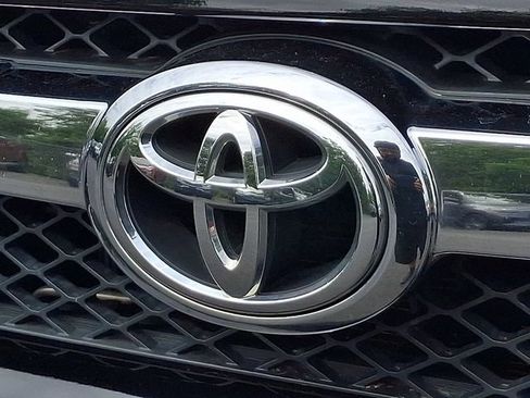 Used 2012 Toyota 4Runner SR5 w/ Convenience Pkg AWD/4WD image 37