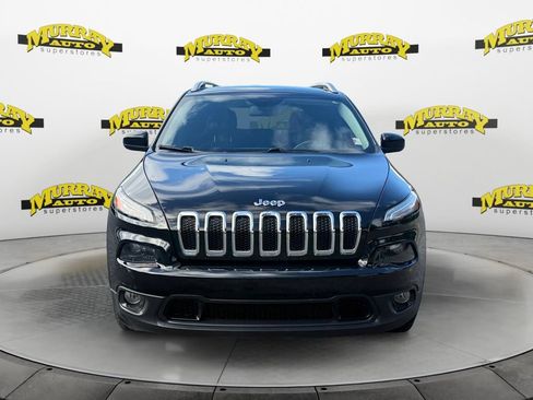 Used 2017 Jeep Cherokee Latitude FWD image 8