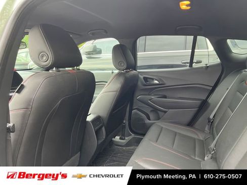 Used 2024 Chevrolet Trax RS w/ Driver Confidence Package image 5