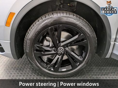 Used 2023 Volkswagen Tiguan SE R-Line AWD/4WD image 9