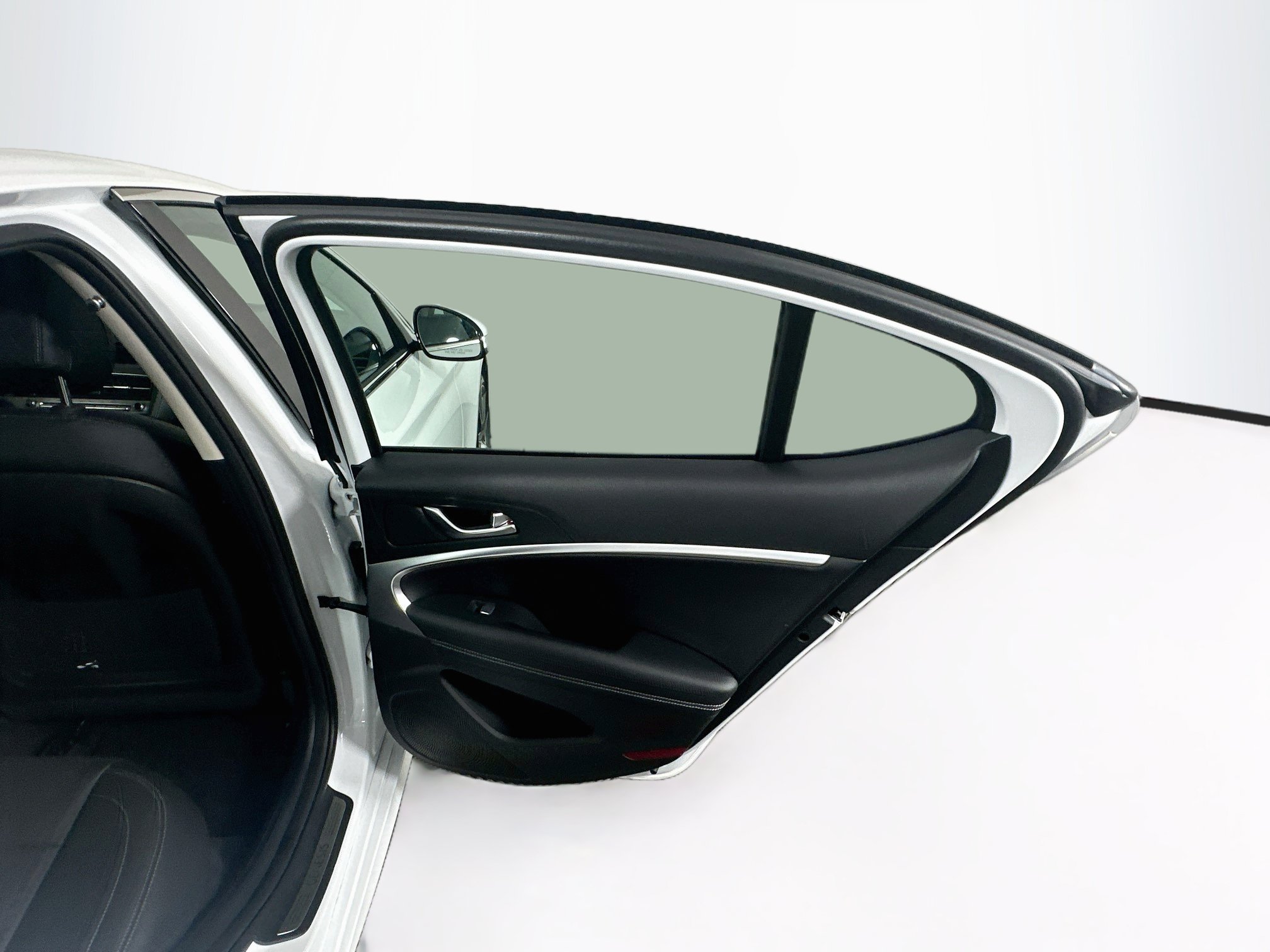 Used 2026 Genesis G70 2.5T RWD image 29