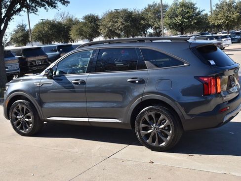 Used 2023 Kia Sorento SX Prestige image 11